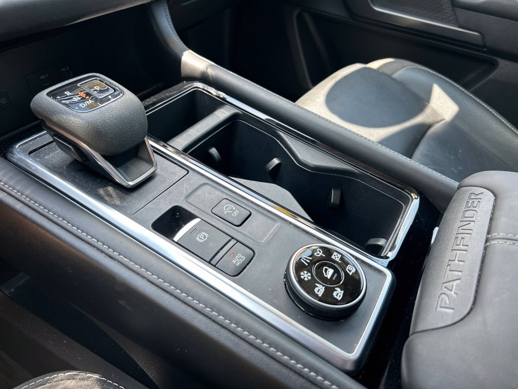 Certified 2024 Nissan Pathfinder SL AWD/4WD image 39
