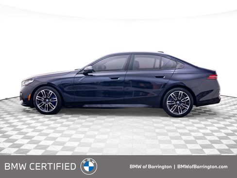 Used 2026 BMW 550e xDrive AWD/4WD image 2