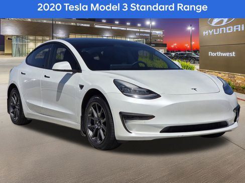 Used 2020 Tesla Model 3 Standard Range image 1
