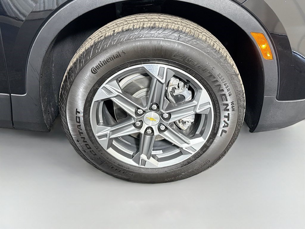 Used 2023 Chevrolet Blazer LT FWD image 31