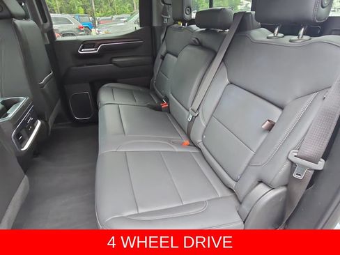 Used 2023 GMC Sierra 1500 SLT w/ SLT Premium Plus Package AWD/4WD image 14