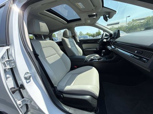Used 2024 Honda Civic EX-L image 13