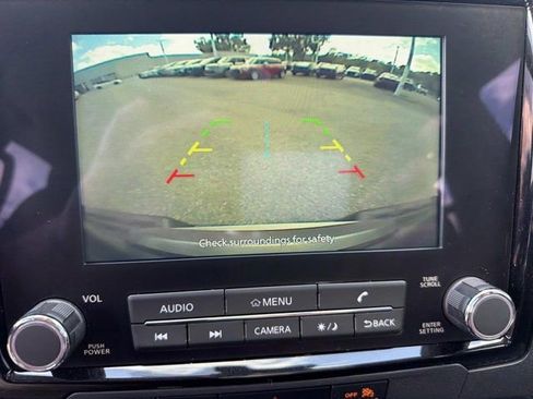 Used 2024 Nissan Frontier SV w/ Tow Package image 30