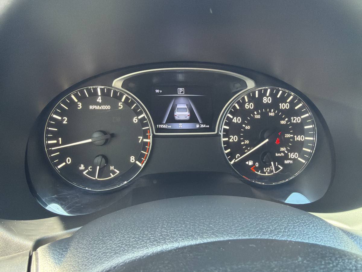 Used 2018 Nissan Altima 2.5 SR w/ SR Midnight Edition FWD image 40