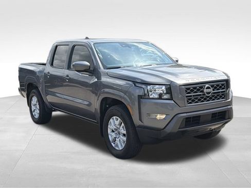 Used 2022 Nissan Frontier SV RWD image 6