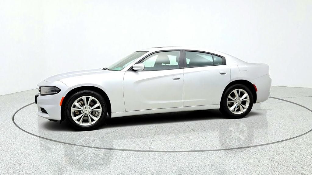 Used 2022 Dodge Charger SXT w/ Driver Convenience Group AWD/4WD image 8