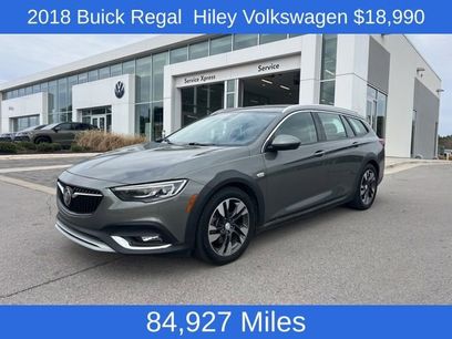 Used 2018 Buick Regal Essence w/ Driver Confidence Package #1