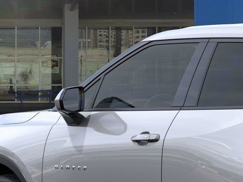 New 2026 Chevrolet Blazer LT FWD image 12