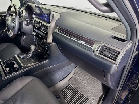 Certified 2023 Lexus GX 460 Premium w/ Premium Package AWD/4WD image 31