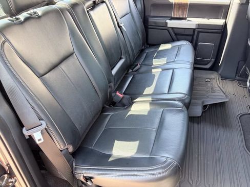 Used 2020 Ford F150 Lariat w/ Equipment Group 502A Luxury AWD/4WD image 23