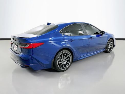 Used 2025 Toyota Camry LE FWD image 7