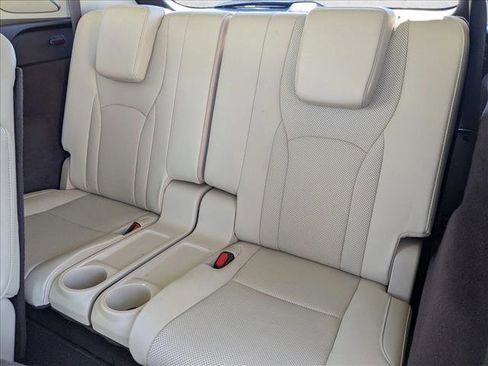 Used 2018 Lexus RX 450hL Luxury image 18