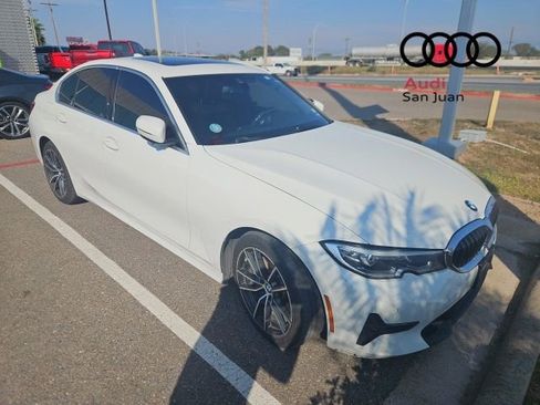 Used 2020 BMW 330i Sedan w/ Convenience Package image 2