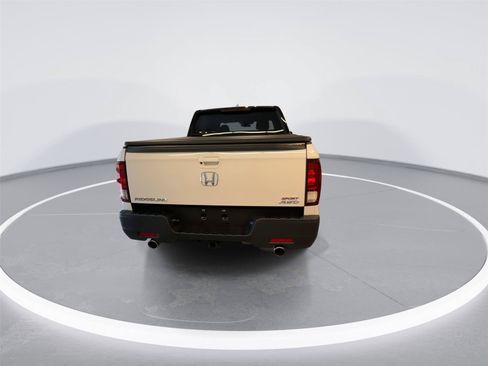 Used 2023 Honda Ridgeline Sport image 7