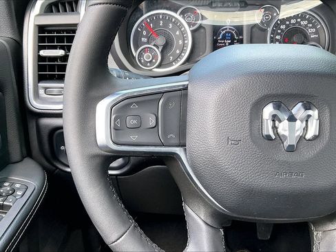 Certified 2025 RAM 2500 Big Horn AWD/4WD image 16