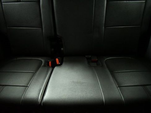 Used 2023 Chevrolet Traverse RS image 22