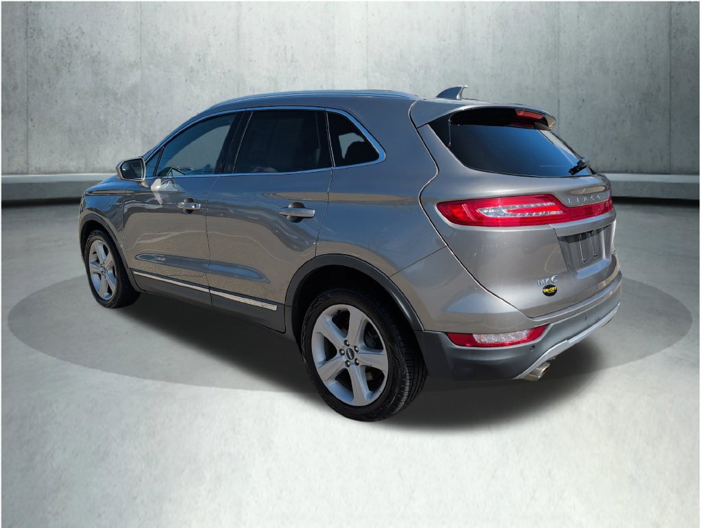 Used 2017 Lincoln MKC Premiere AWD/4WD image 3