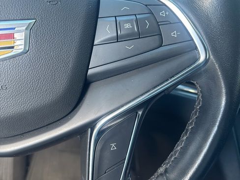 Used 2023 Cadillac XT5 Luxury image 13
