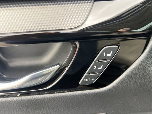 Certified 2026 Honda CR-V EX-L image 17