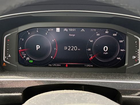Used 2024 Volkswagen Tiguan SEL R-Line AWD/4WD image 14