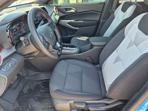 Used 2026 Chevrolet Trax RS w/ Driver Confidence Package FWD image 16
