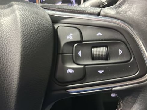 Used 2022 Buick Encore GX Essence w/ Advanced Technology Package FWD image 14