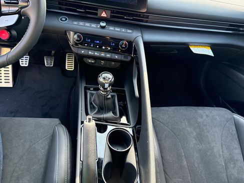 New 2025 Hyundai Elantra N image 24