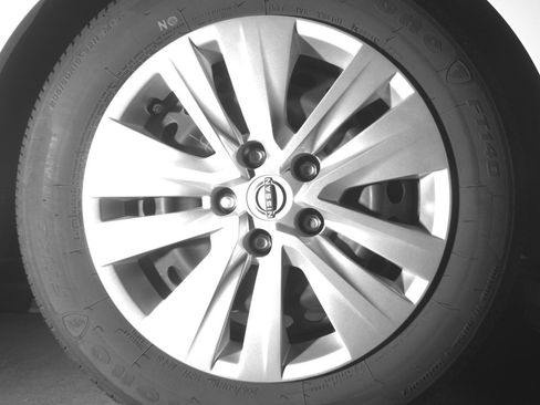 Used 2025 Nissan Sentra S FWD image 15