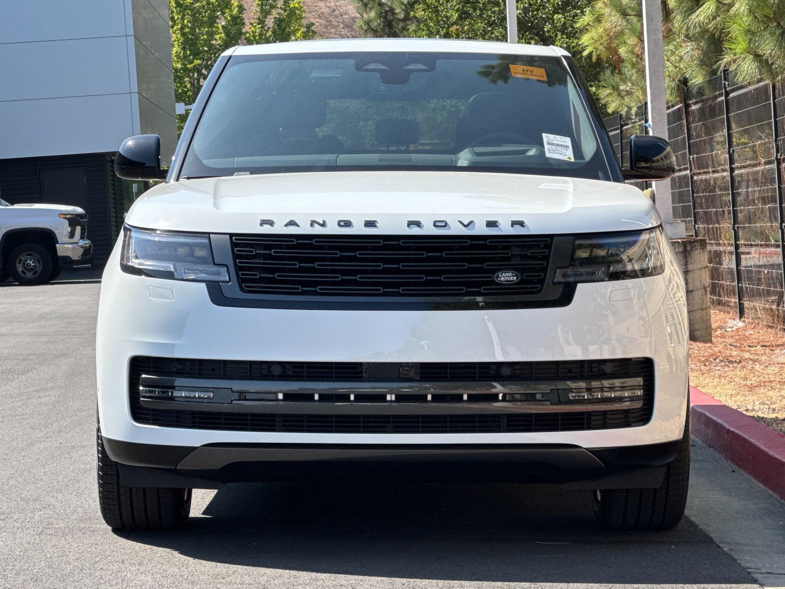 New 2026 Land Rover Range Rover SE AWD/4WD image 9
