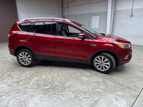 Certified 2018 Ford Escape Titanium image 6