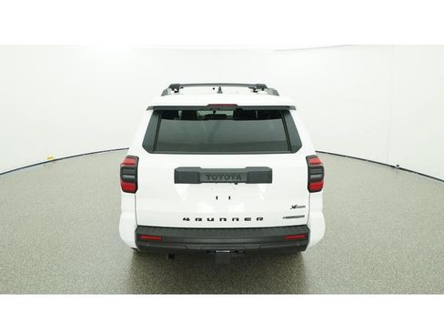 New 2025 Toyota 4Runner 4WD image 7
