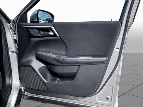 Used 2023 Mitsubishi Outlander ES FWD image 43