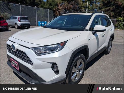 Used 2019 Toyota RAV4 Limited w/ Carpet Mat Package AWD/4WD image 1