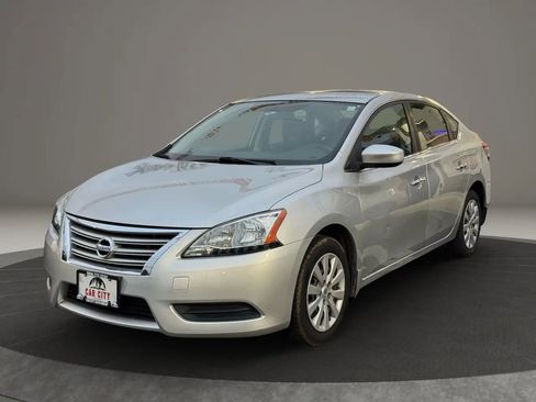 Used 2015 Nissan Sentra S image 1