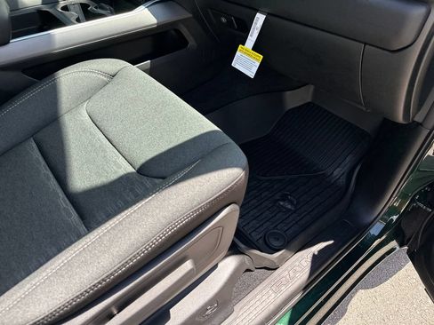 New 2026 RAM 1500 4x4 Crew Cab image 37