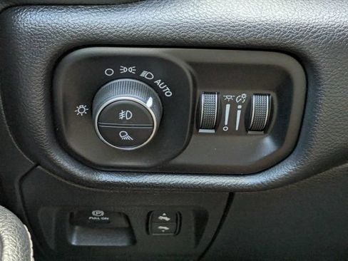 Used 2022 RAM 1500 Laramie RWD image 24
