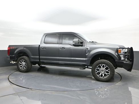 Used 2020 Ford F250 Lariat w/ Lariat Value Package AWD/4WD image 17