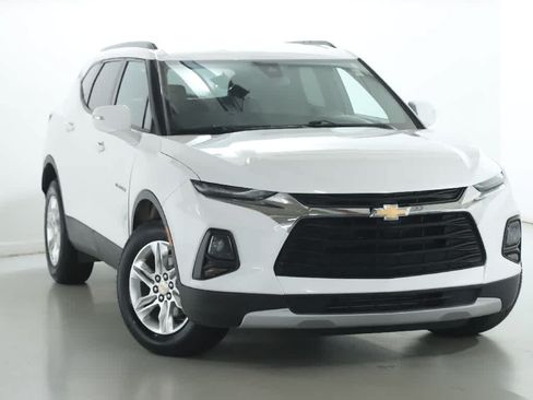 Used 2022 Chevrolet Blazer LT AWD/4WD image 2