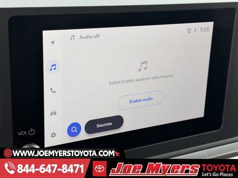 Certified 2025 Toyota Tacoma TRD Off-Road image 18