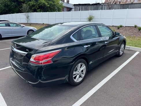 Used 2015 Nissan Altima 2.5 SL FWD image 13