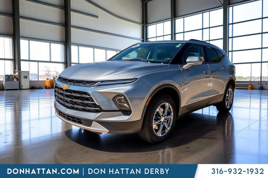Used 2023 Chevrolet Blazer LT w/ Convenience Package FWD image 28