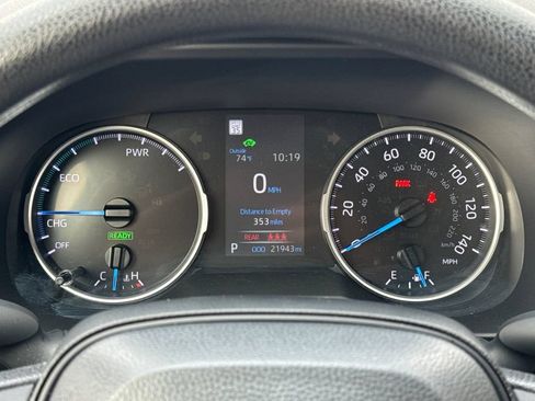 Used 2022 Toyota RAV4 LE AWD/4WD image 23
