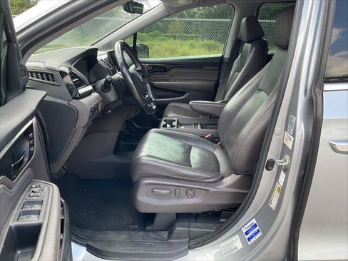Used 2018 Honda Odyssey Elite image 11