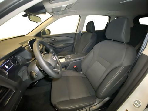 New 2026 Nissan Rogue S image 9