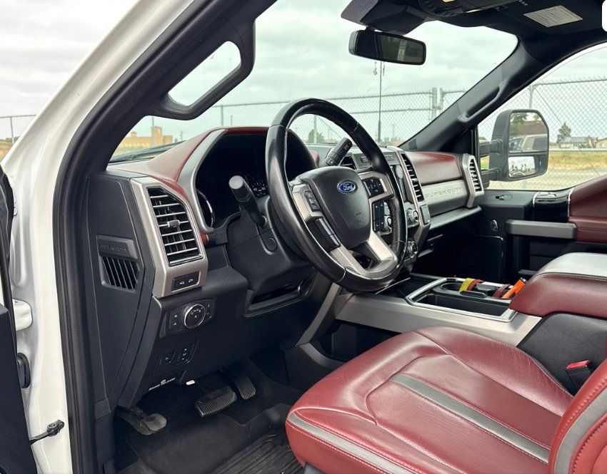 Used 2021 Ford F350 Platinum AWD/4WD image 8