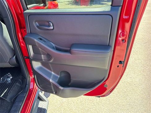 Used 2026 Nissan Frontier SV w/ All-Weather Content Package image 20