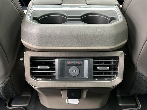 Used 2026 Ford F450 Platinum w/ Platinum Plus Package image 40