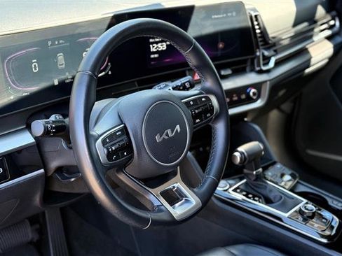 Used 2024 Kia Sportage EX image 14