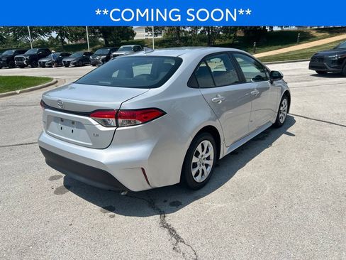 Used 2024 Toyota Corolla LE FWD image 5