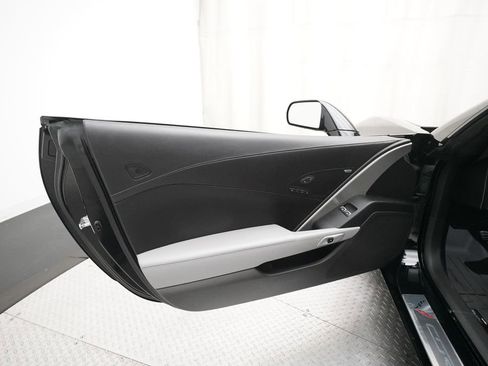 Used 2014 Chevrolet Corvette Base 2D Coupe w/ 2LT Preferred Equipment Group image 28